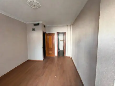 Piso en calle de Jacinto Benavente